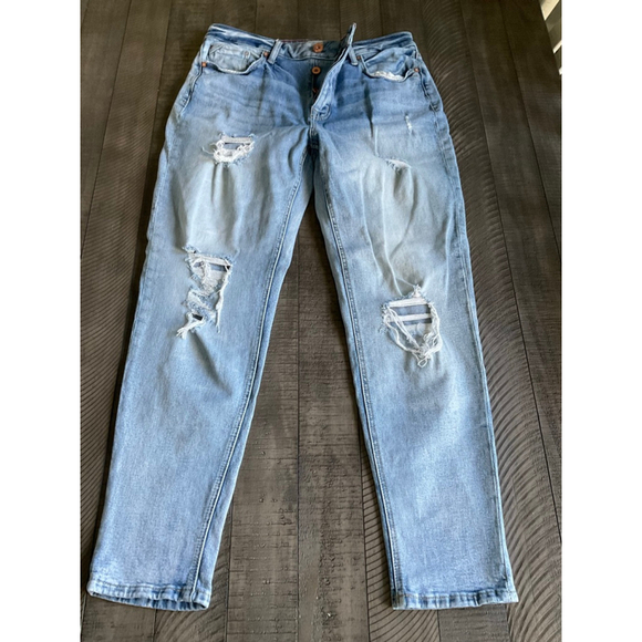 Edgely High Rise Mom Jeans Women’s Size 14 Regular Light Wash Distressed Button - Picture 1 of 8